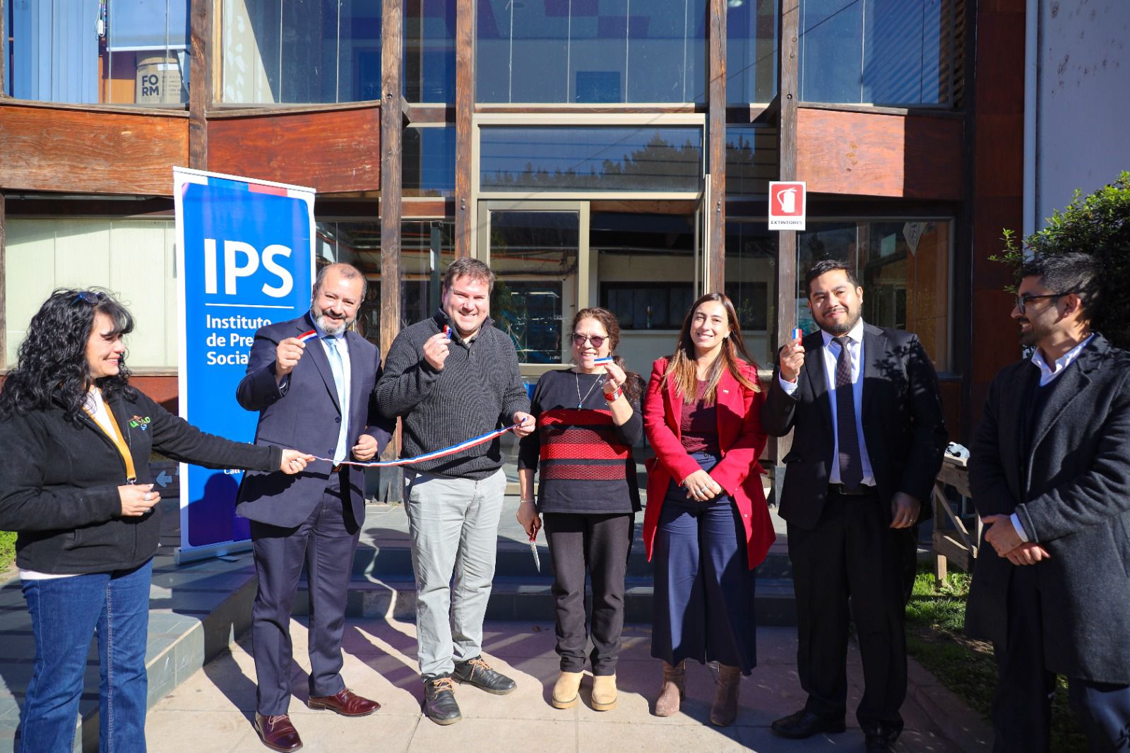 Municipalidad de Navidad firma convenio con IPS para implementar Centro de Atención Virtual